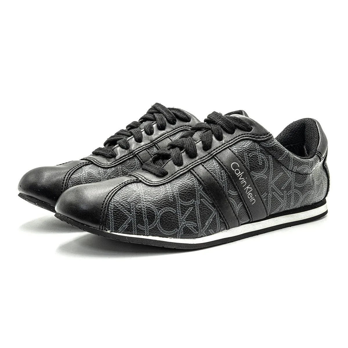 Calvin Klein Gayla Low-Top Sneakers Leather Black Colour For Women