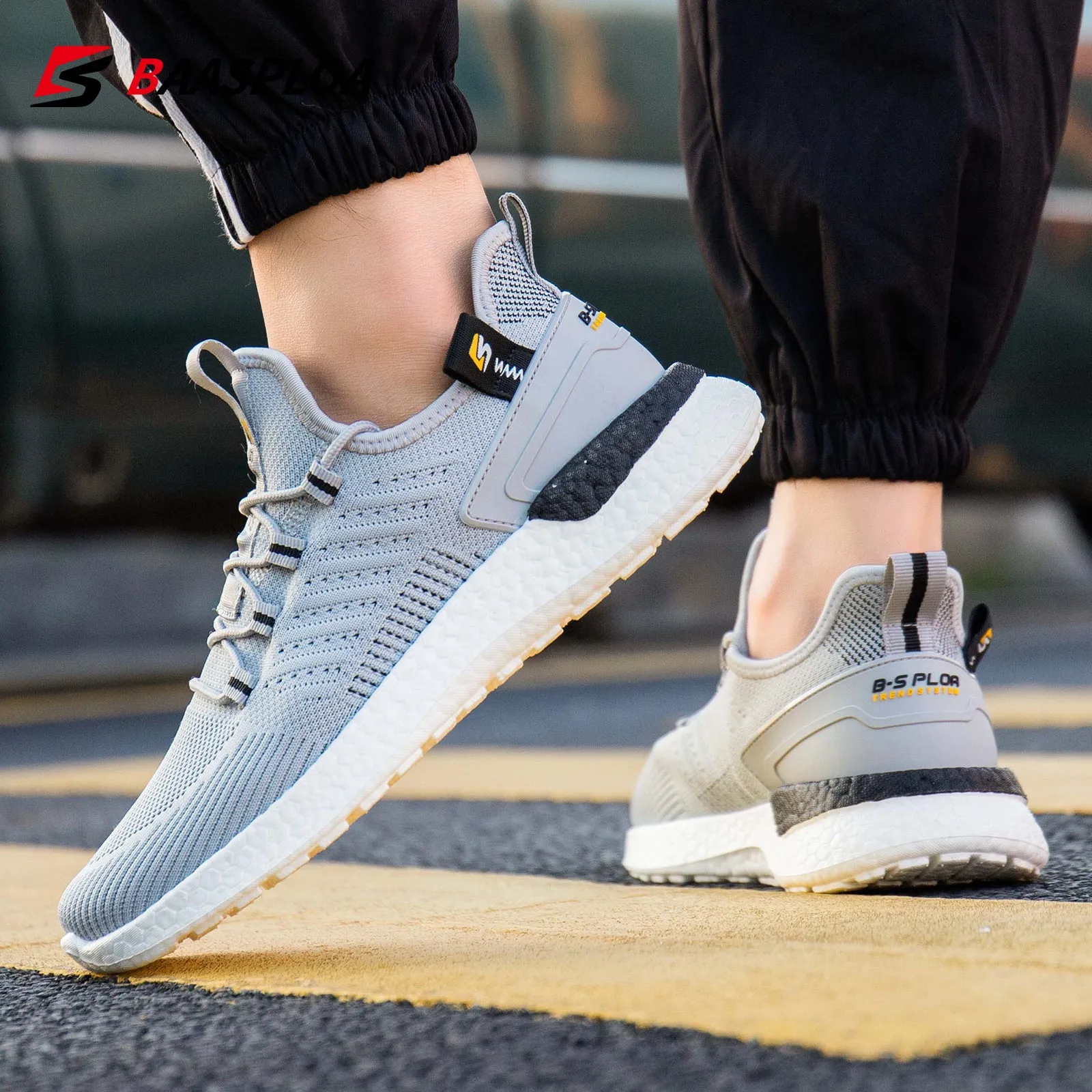 Men's Women's Running Shoes Breathable Trendy Sneakers Casual Light Walking Shoes Comfortable Athletic Training Footwear